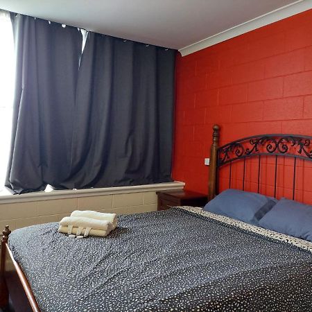 Albergue Port Adelaide Backpackers Exterior foto